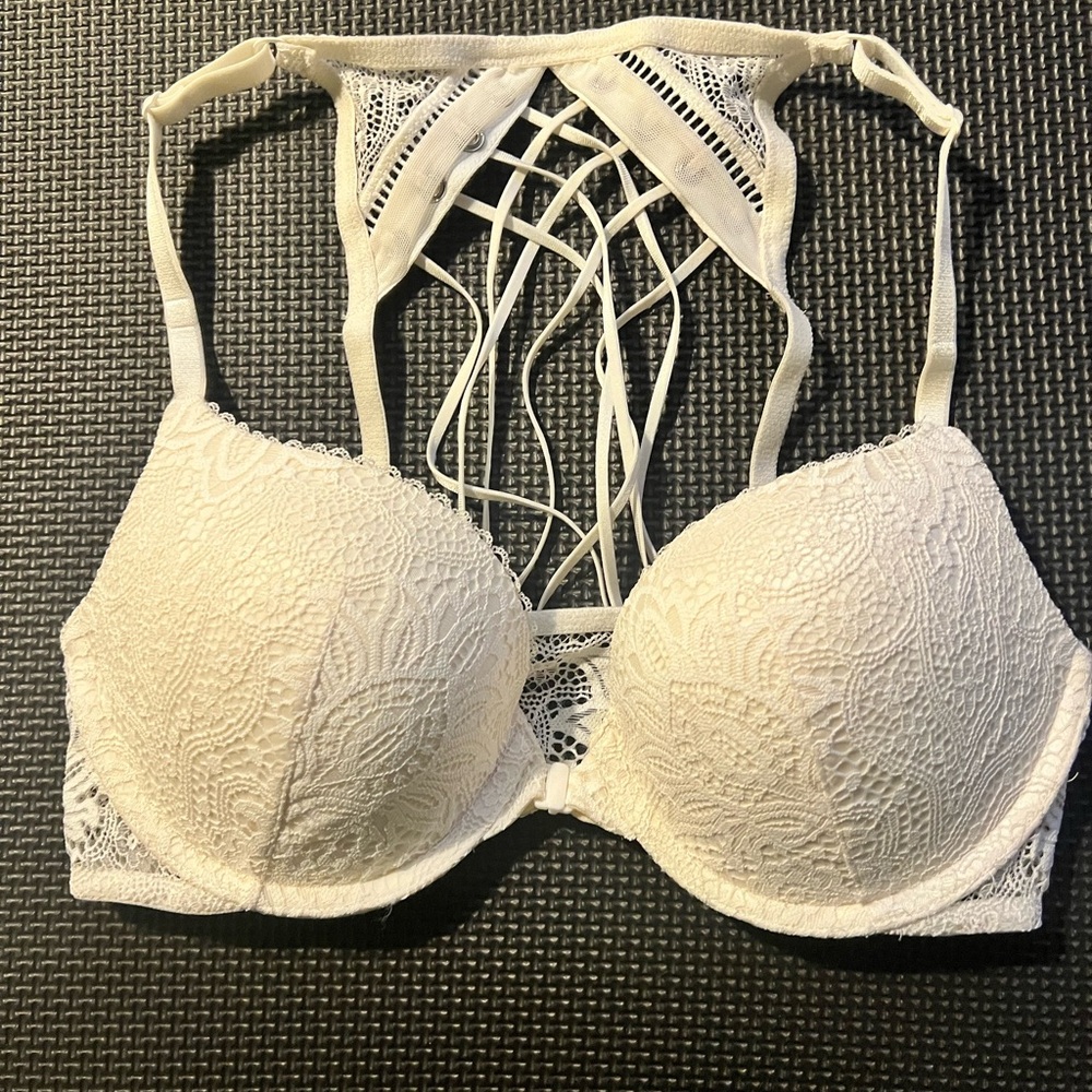 Sexy lace bra, cross cross back